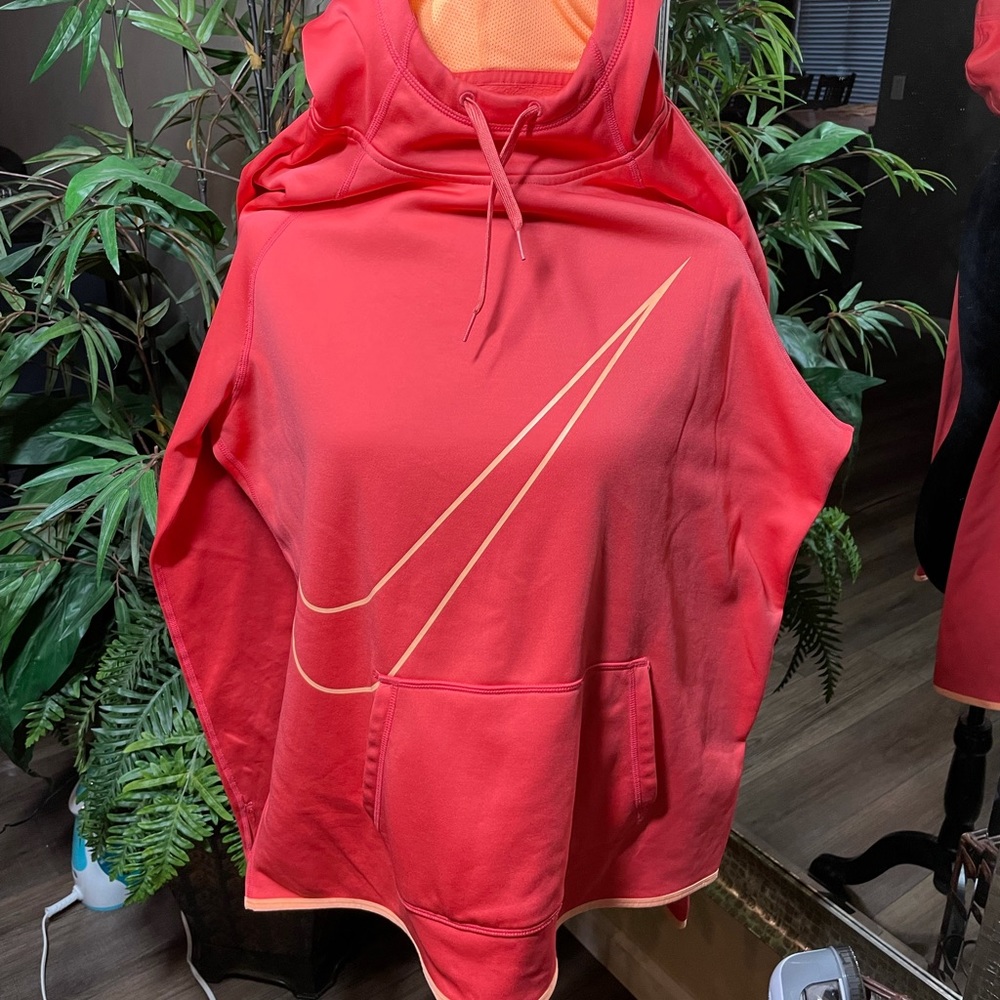 Nike women’s sweater
